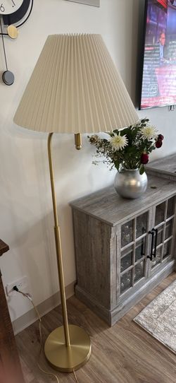 Hearth&hand floor lamp  brass finish