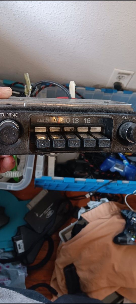 Vintage Shaft Car Radio
