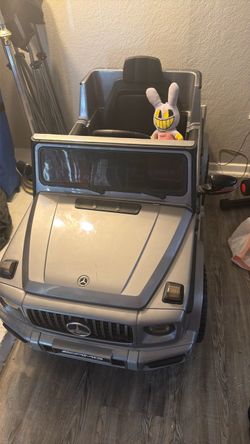 Mercedes amg kids car