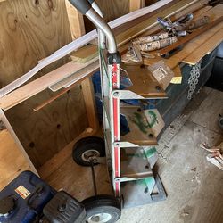 Dolly with shelf’s