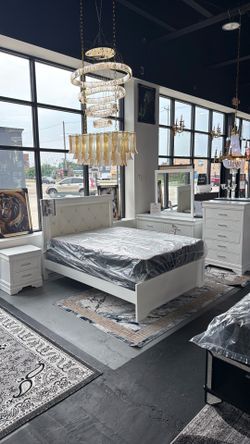 🏠 Empire Furniture  📍 Location: 14240 Fort Street, Southgate, Michigan, 48195 ✨ Transform your home with our stunning furniture collection! From coz
