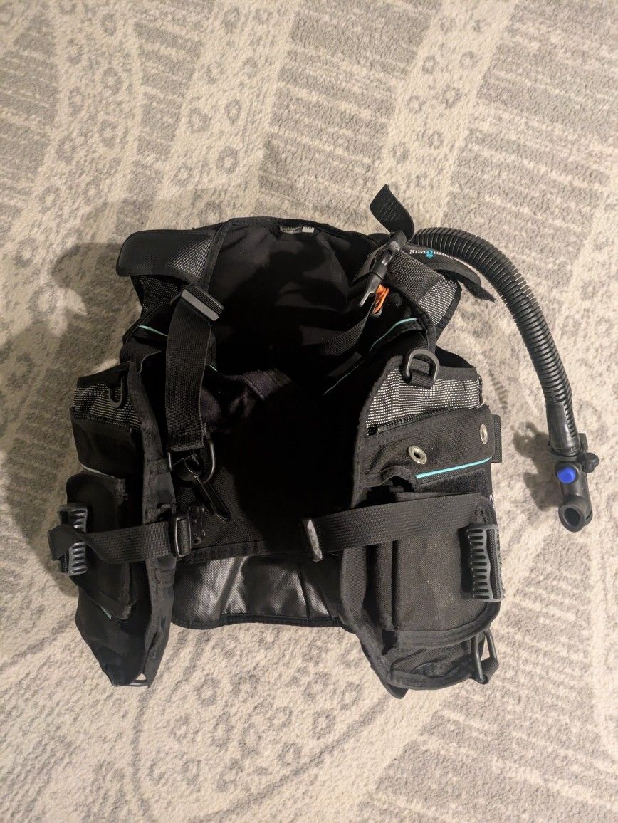 SeaQuest Diva LX BCD Size XS Women's 