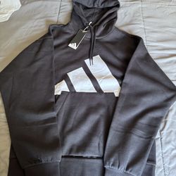 Adidas Sweater