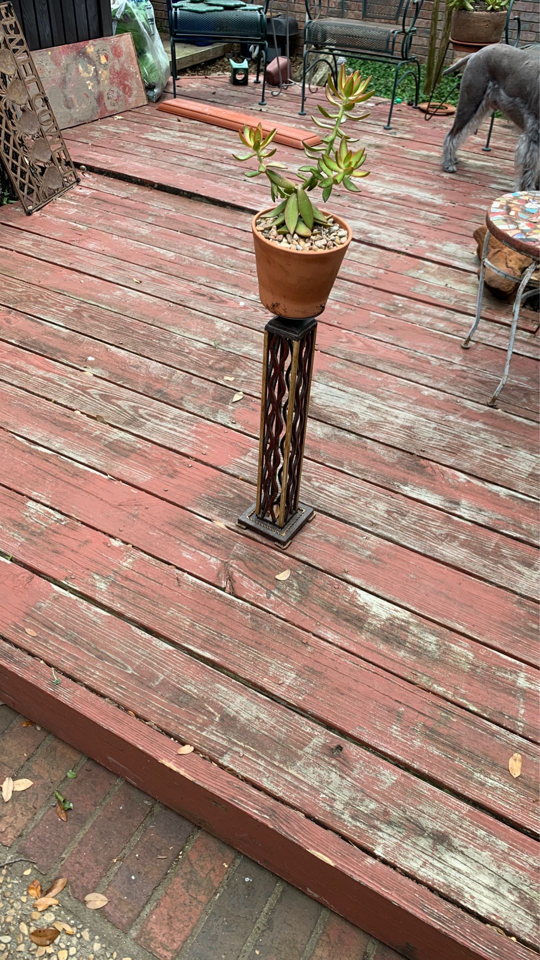 Plant stand