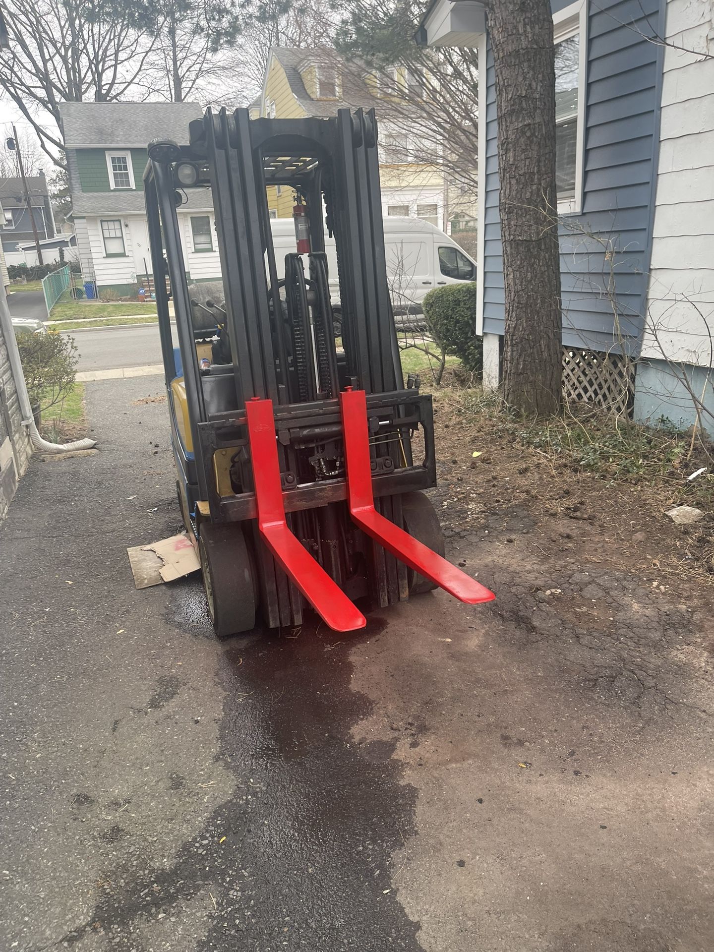 2010 Yale Forklift