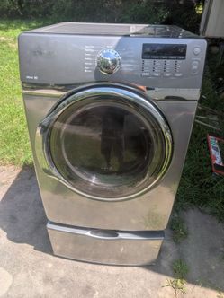 Samsung Electric Dryer w/pedestal - Very good condition