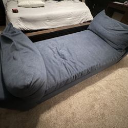 Daybed / Couch $250