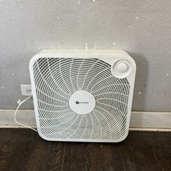 Utilitech Box Fan