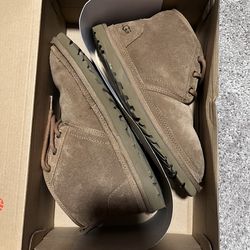 Ugg boots size 7