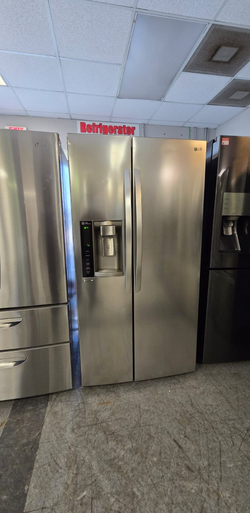 LG Side‑by‑Side Fridge – Stainless, Ice/Water Dispenser