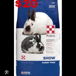 Show Rabbit food pellets , Mega Zorb Bedding pellets, Alfalfa Hay 
