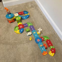V-tech Airport Set