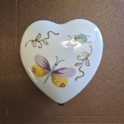 Ardalt Japan Lenwile China Butterfly and Lady Bug Porcelain Trinket Box 