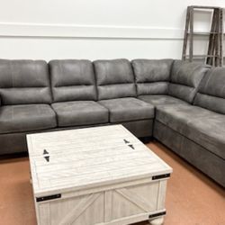 New Sectional — CLEARANCE 