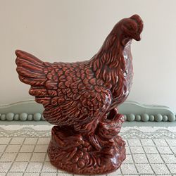 Pretty 13” Chicken W/chicks Statue/kitchen Decor Can Ship! 