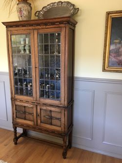 Antique Oak Small scale china cabinet