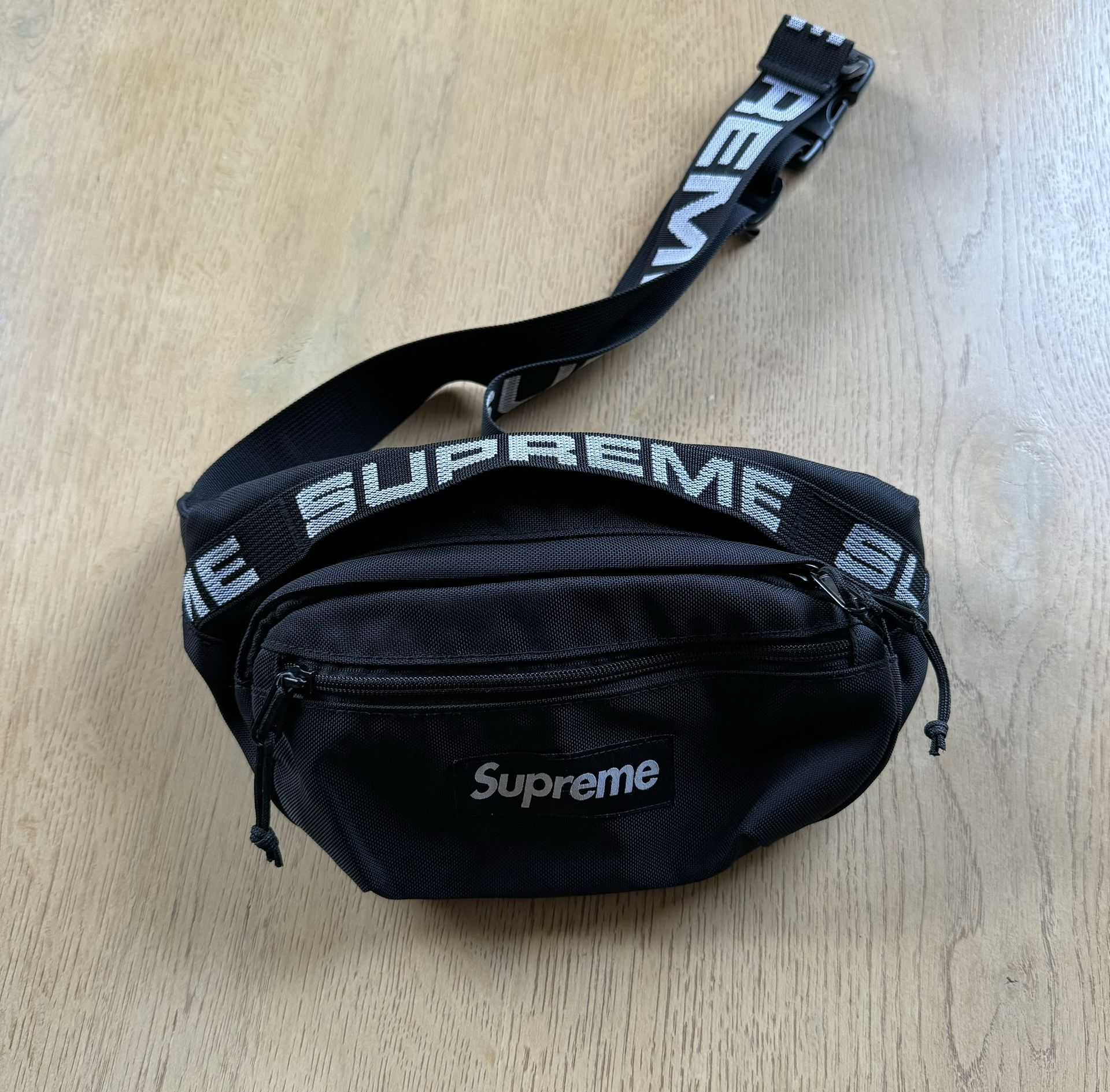 Supreme Waist Bag (SS18) in Black