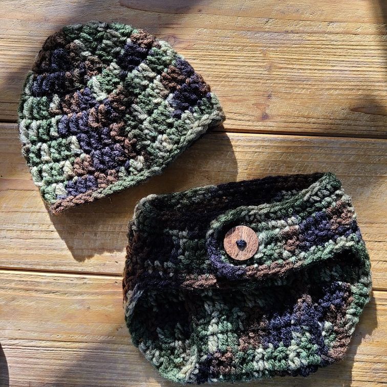 Camo Newborn Crochet Beanie & Diaper Cover