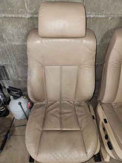 BMW 740 Seats