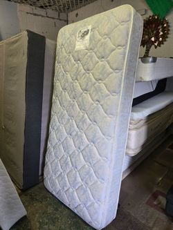 Twin size mattress