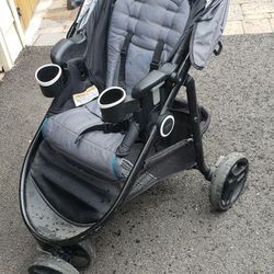 Car seat and stroller 