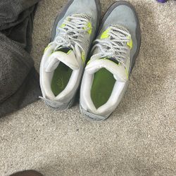 Air Jordan 4 Retro SE “Neon”