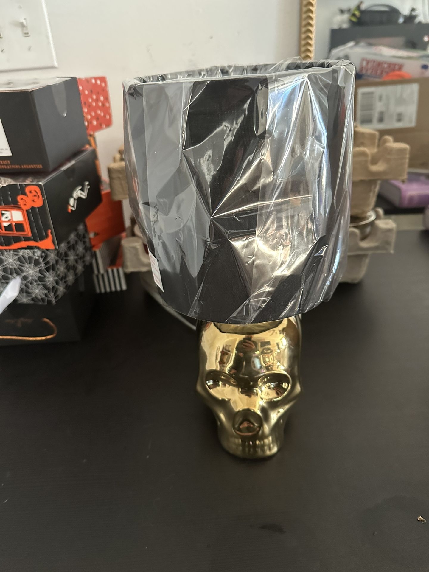 Desk Skeleton Head Lamp