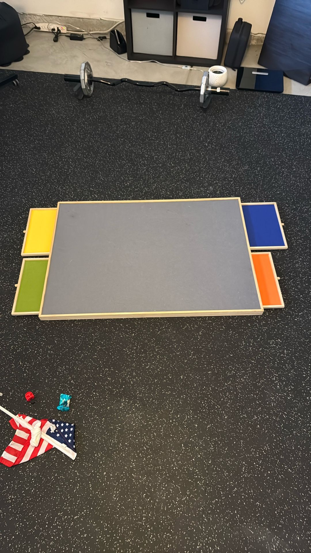 Puzzle Board W drawers 