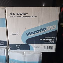 Victoria 20 Oz parakeet juicers plastic cup