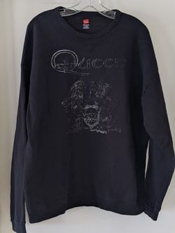 Queen Sweatshirt Vintage Style X Large NWOT