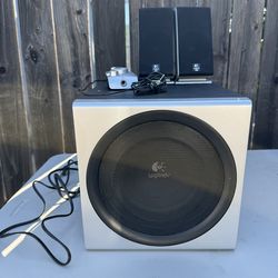 Logitech Z-2300 THX Speakers
