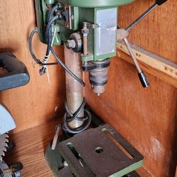 Central Machinery Classic Bench Mount Drill Press