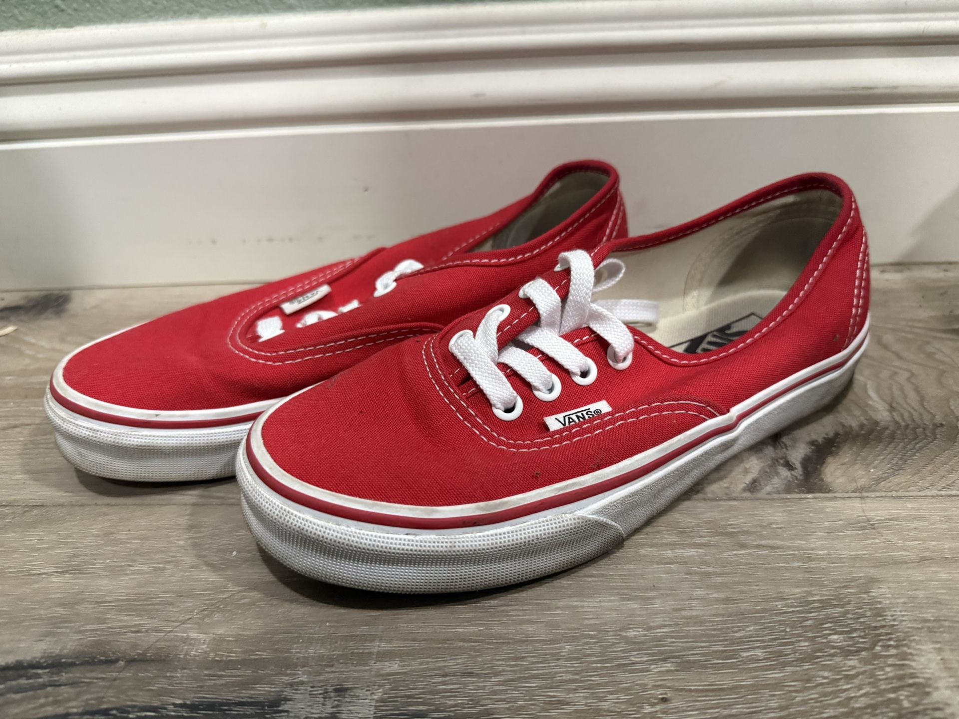 Vans Authentic Low-Top Red Canvas Sneakers – Size 6W