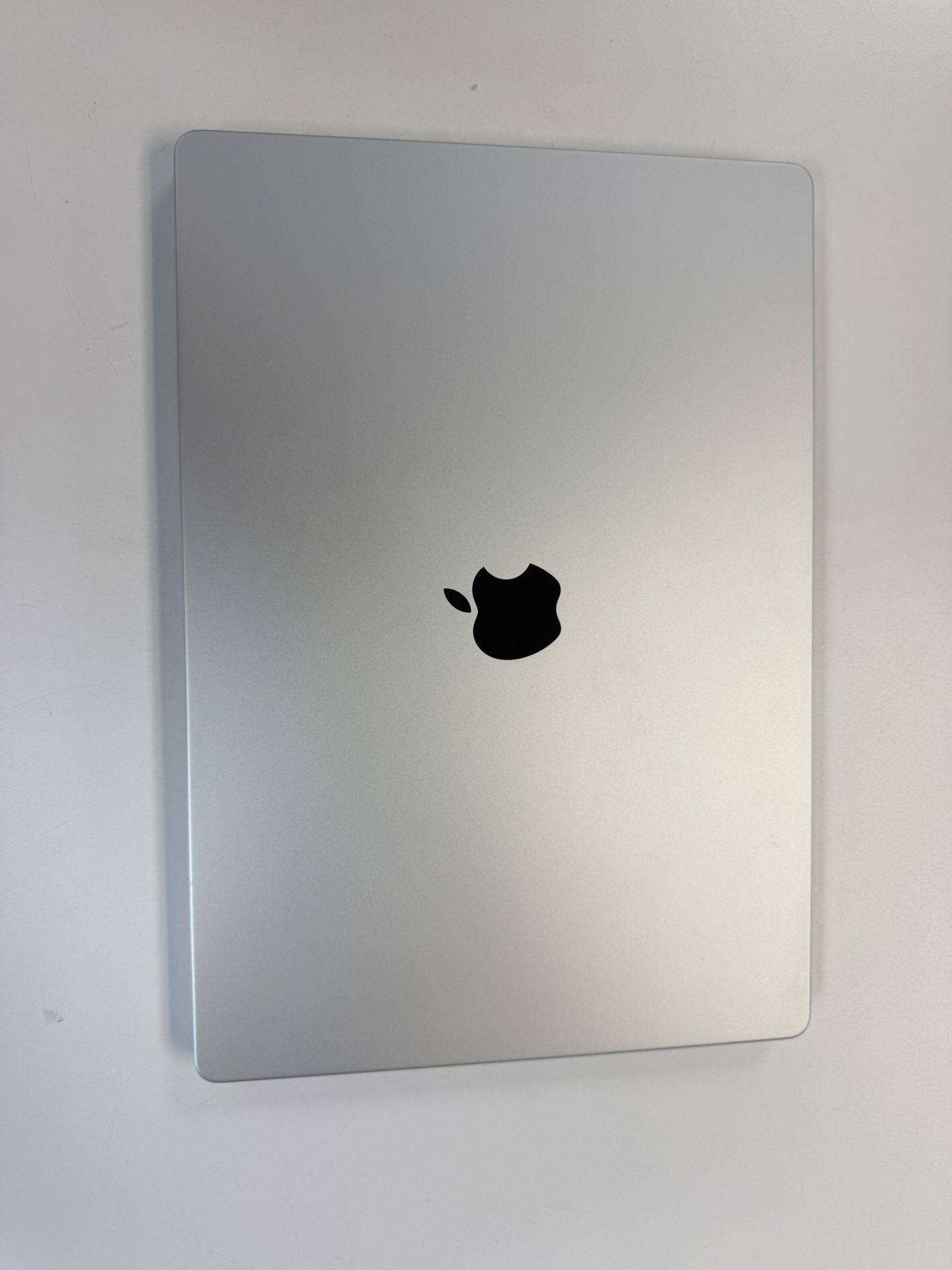 MacBook Pro 16 inch M3 Pro 18GB RAM 512GB SSD With Apple Care Plus