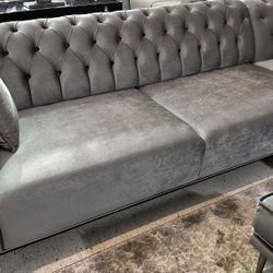 OM• $38 Initial • Brand New//💥💥💥Light Gray Glam Luxury Top Quality 3 Piece Sectional and Ottoman Special Discount $2259💥💥💥