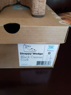 Tom scrappy wedges size 8
