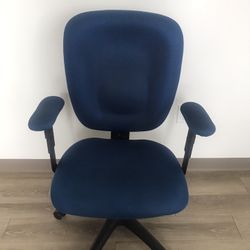 Comfortable Office/Computer Chair 