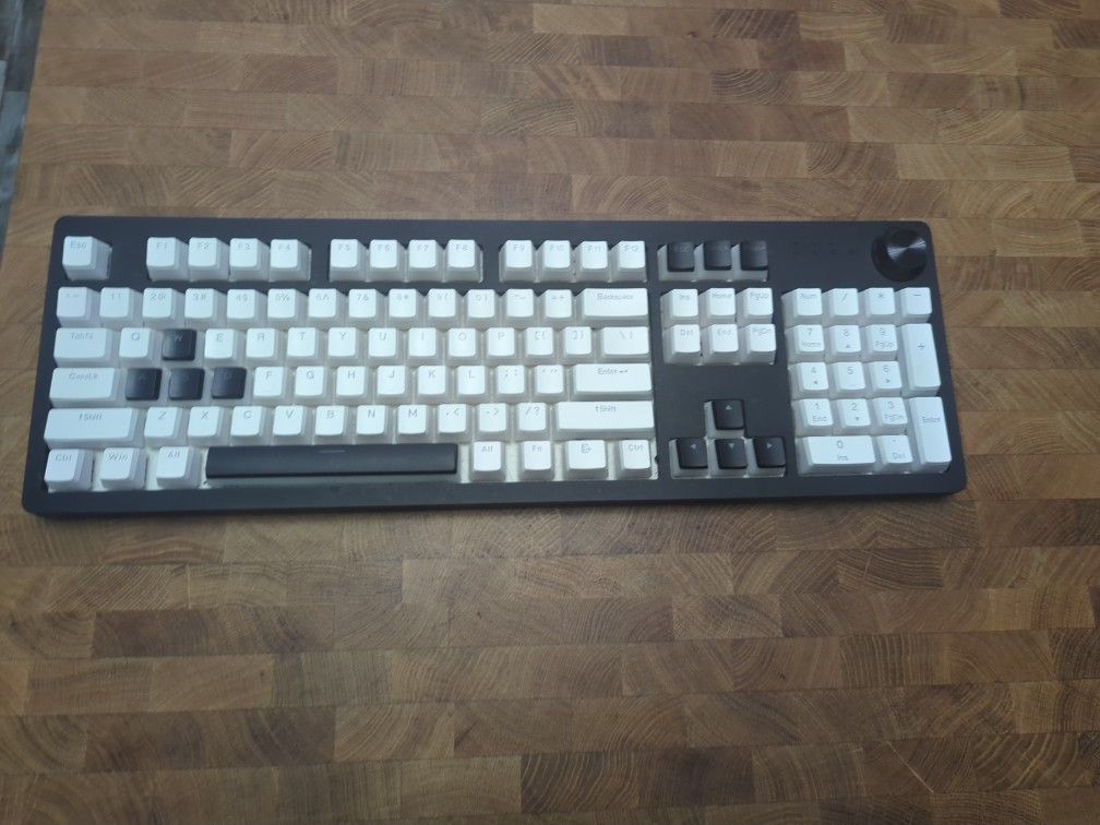 Tecware Keyboard RGB Mechanical