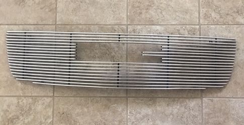 Gril for a 2005 GMC Sierra