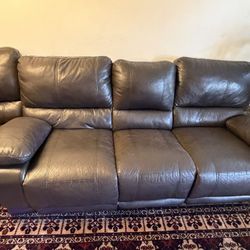 For Sale: Living Room Sofa Set  