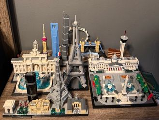 Lego Architecture Series: Lot Of 7 Retired Sets.