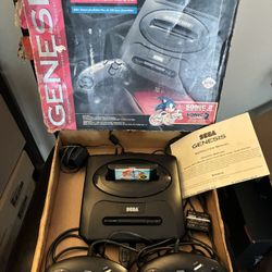 Sega Genesis In Original Box With 113 Games In 1