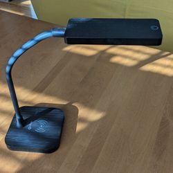 Ollite LED Desk Lamp with built in charger