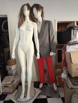 2 Manikins Female & Make Set Of 2