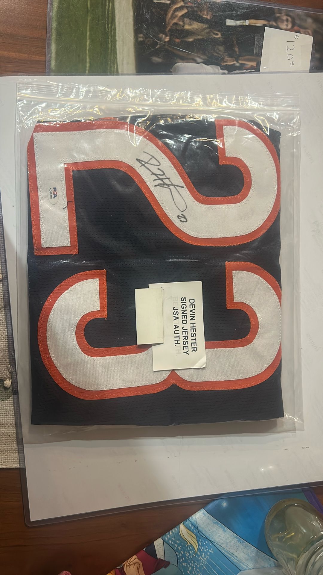 Devin Hester Sign Bears Jersey 