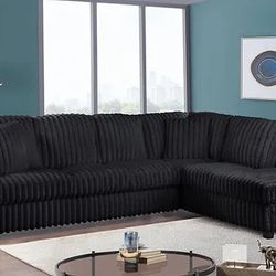 Sectional Sofa With pillows 