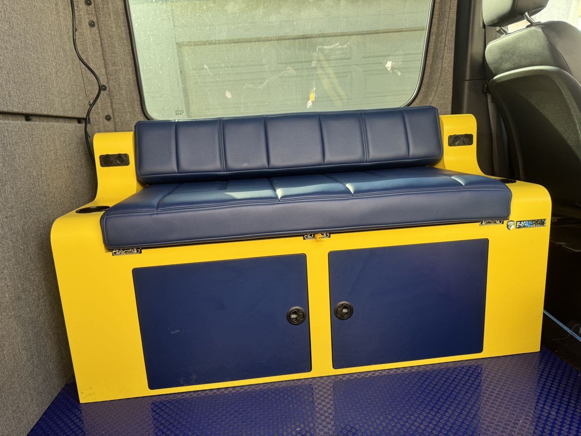 Camper Van Seat With Storage And Cup Holders 