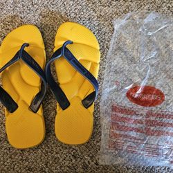 Havaianas Yellow Flip Flops Size 9.5/10