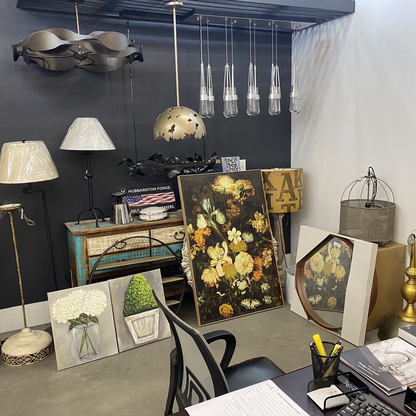 Post 3/3 Refreshing our inventory! Assortment Of Decor For Sale, Mainly ...