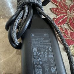 hp Original Charger 65 W